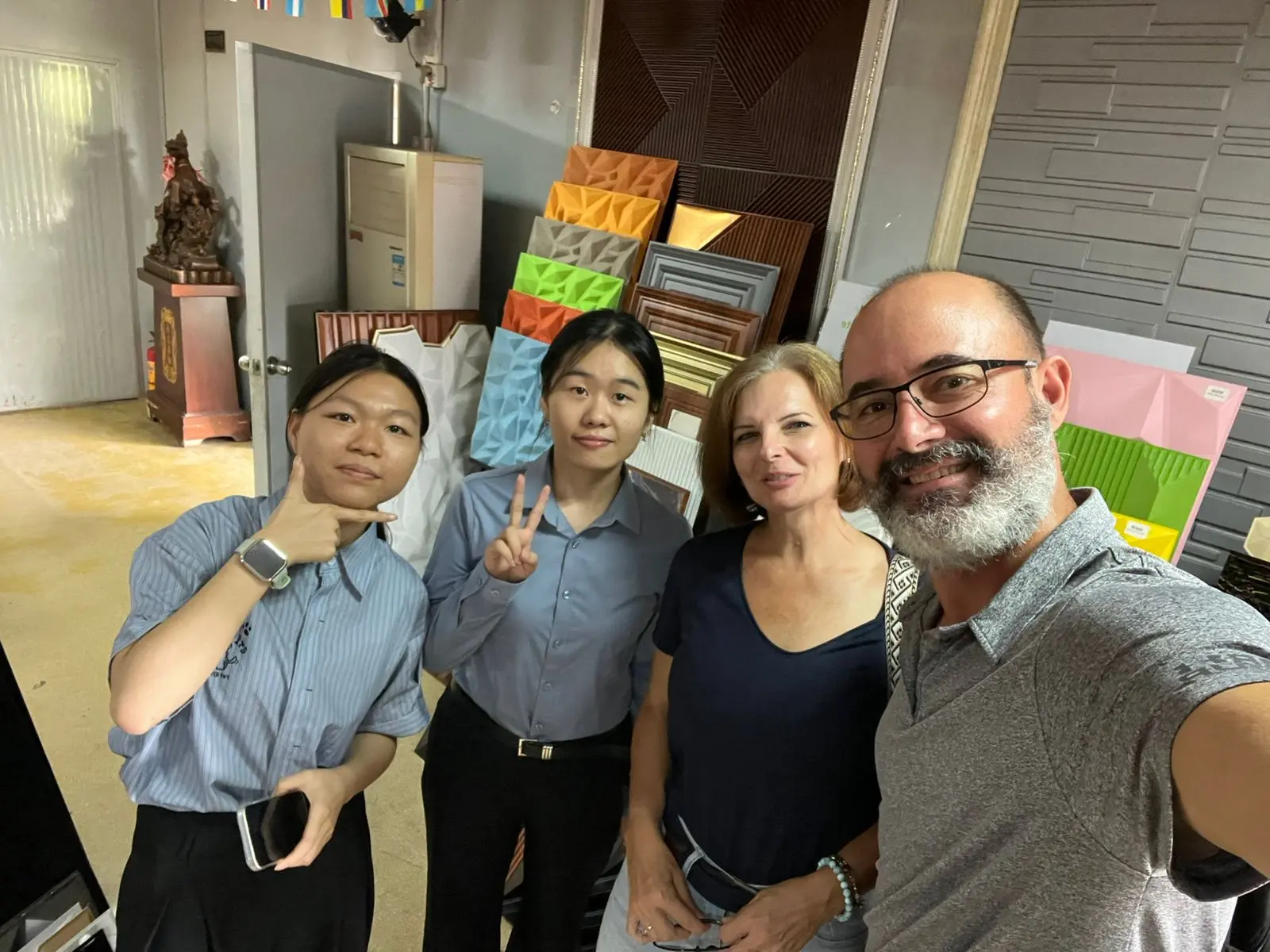 high-quality buyer from New Caledonia visited Zejing Factory