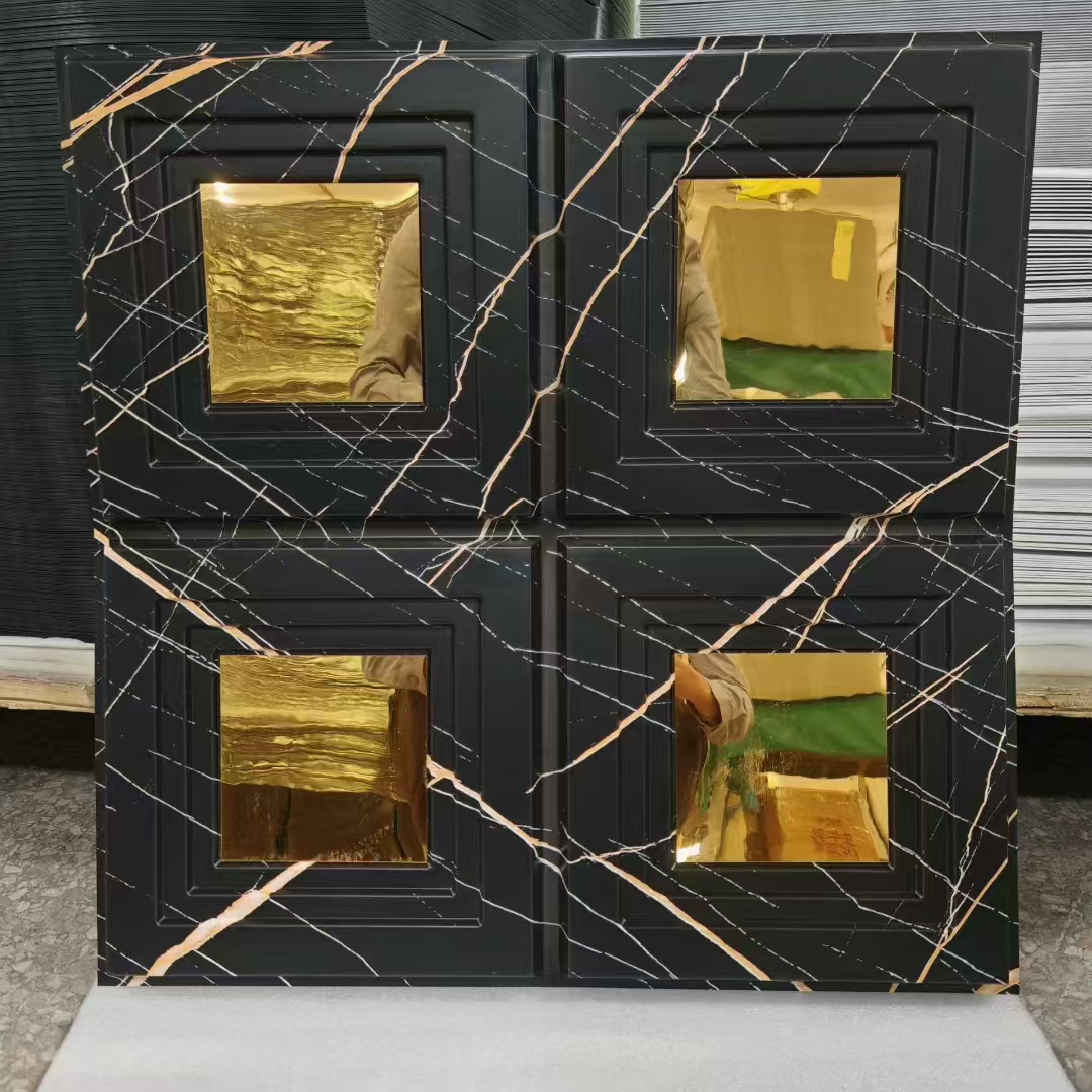 Zejing 50*50 cm 3D Textures PVC Geometric Wall Panel Short Lead Time for Interior Decoration Easy Installation Modern Waterproof Design D197浅香槟金镜面金1.jpg