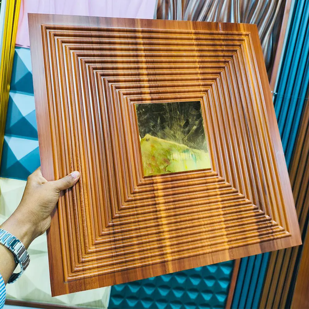 Zejing High Glossy 3d Wall Panel Pvc Wood Grain 50*50 cm Waterproof Villa 3D PVC Wall Panels for Modern House Decoration with Fire Resistant Design D182镜面金1.jpg
